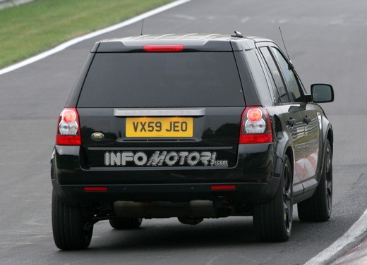 Land Rover LRX - Fotogallery - 14